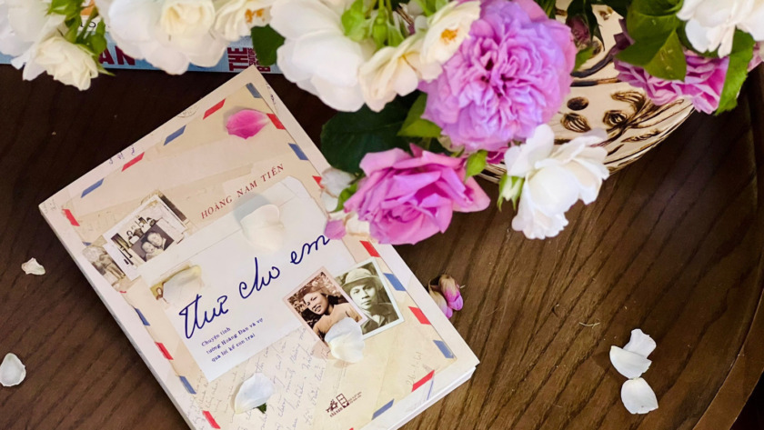 SỰ CỐNG HIẾN CỦA MỘT NGƯỜI YÊU SÁCH TẬN TỤY