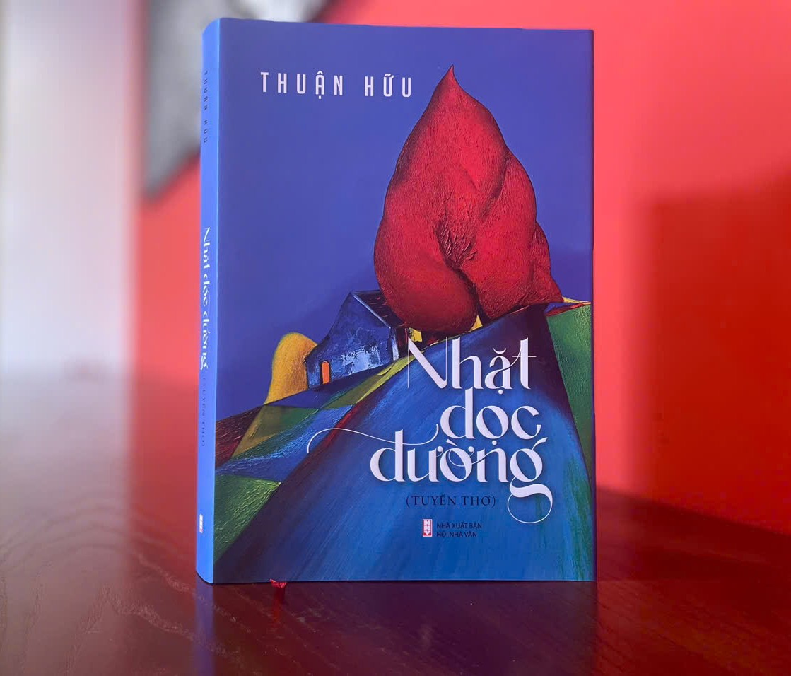 'Nhặt dọc đường' - thanh âm cuộc đời