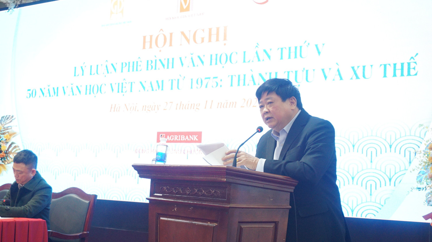 50 năm văn học Việt Nam từ 1975: Thành tựu và xu thế