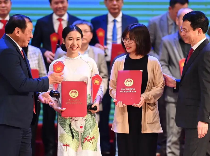 CẦN TỔ CHỨC GIẢI SÁCH QUỐC GIA QUY MÔ LỚN