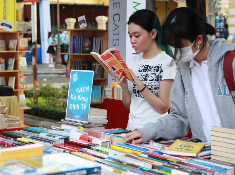 CHUYỂN ĐỔI SỐ TRONG NGÀY SÁCH VÀ VĂN HÓA ĐỌC VIỆT NAM 2024