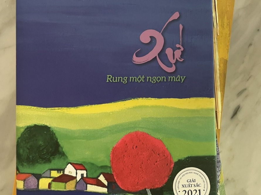 Chất lãng mạn huyền bí trong thơ Trần Lê Khánh