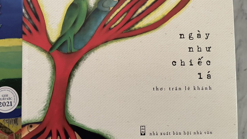 Đôi lời về hai tập thơ Lục bát múa và  Ngày như chiếc lá của Trần Lê Khánh