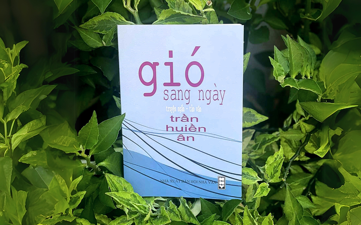 Dự tiệc tản văn với Trần Huiền Ân