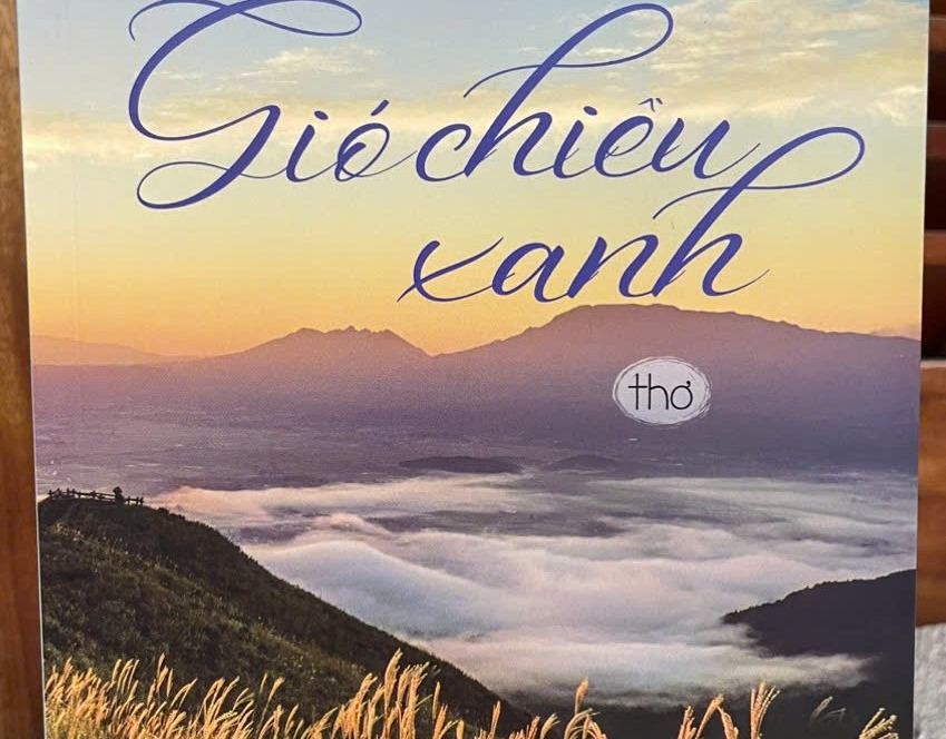 GIÓ VẪN THỔI SUỐT CHIỀU XANH VỜI VỢI