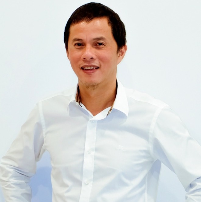 Hiện thực trong hiện thực - phát lộ điểm đồng quy vạn vật trong thơ Trần Lê Khánh