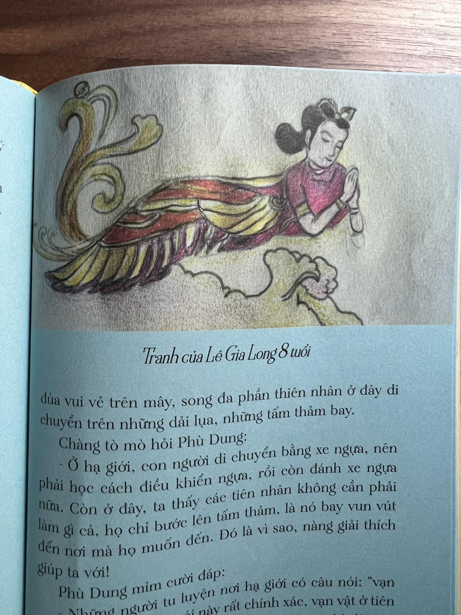 'NÀNG LỘNG NGỌC' VÀ 9 CÂU CHUYỆN THẦN THOẠI KỲ THÚ