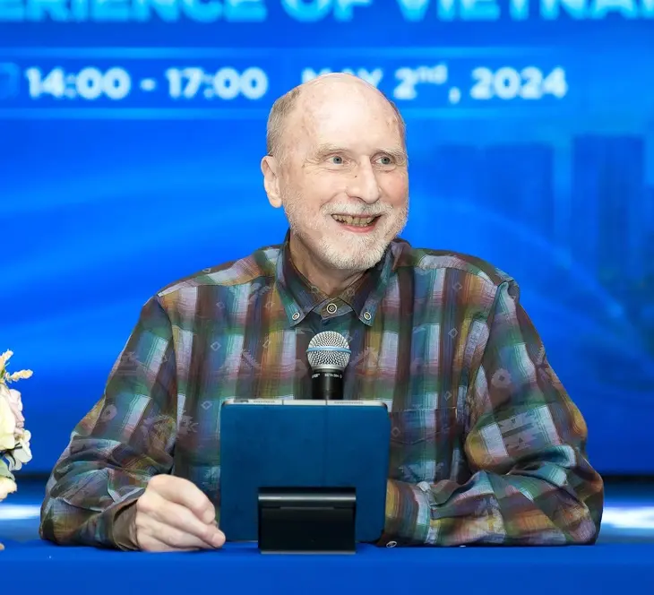 NHÀ VĂN ĐOẠT GIẢI PULITZER NĂM 1993: VIỆT NAM ĐÃ TẠO NÊN TÔI