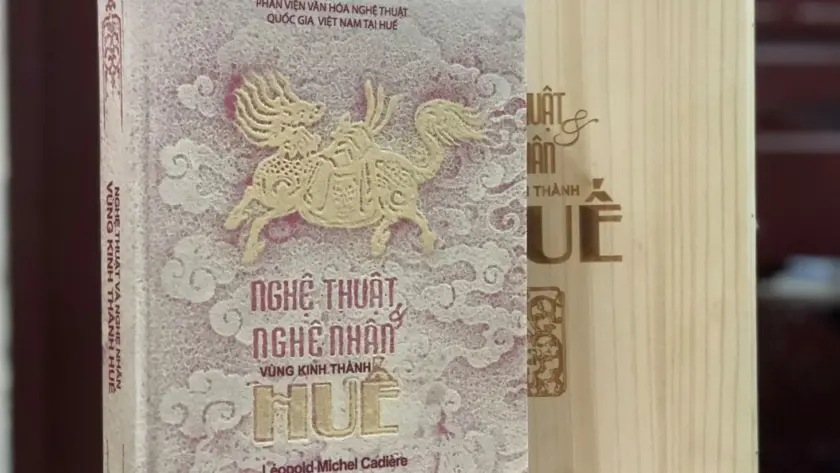 SÁCH KHÔNG CHỈ ĐỂ ĐỌC MÀ CÒN LÀ NHỮNG TÁC PHẨM NGHỆ THUẬT