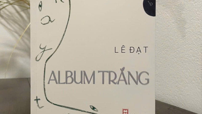 SOI TỪNG TRANG ALBUM DƯỚI ÁNH SÁNG MẶT TRỜI