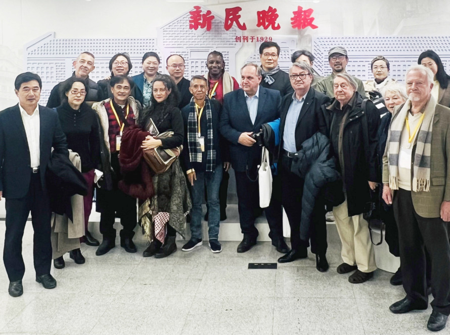 Thơ trong thời đại trí tuệ nhân tạo