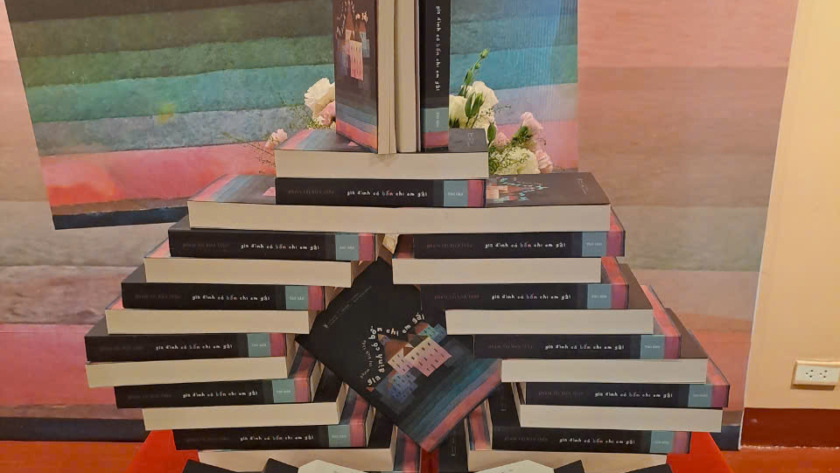 Tiểu thuyết hơn 600 trang phơi bày tật xấu trong gia đình người Việt