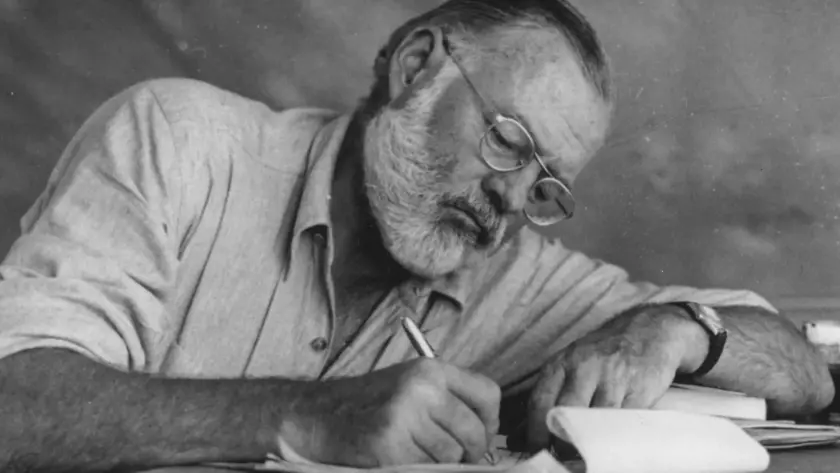 Trước khi nổi tiếng, các nhà văn từng làm gì?