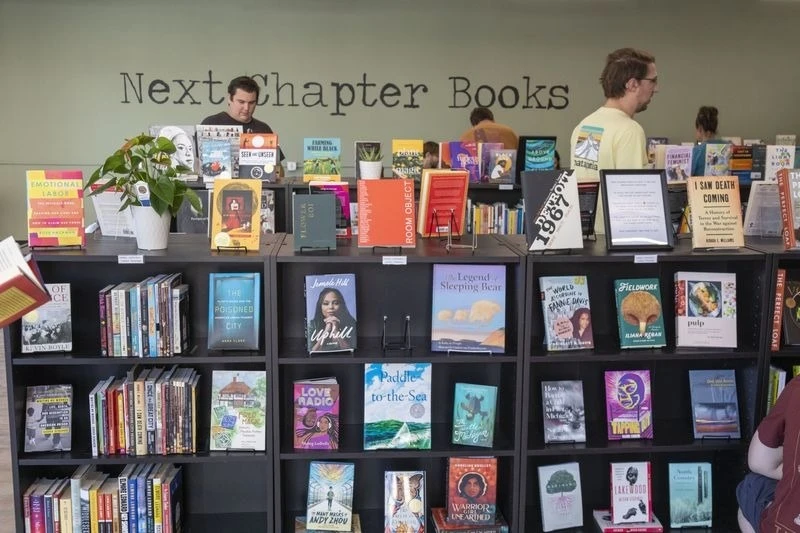 Xu hướng đọc ngắn đang thay đổi thị trường xuất bản